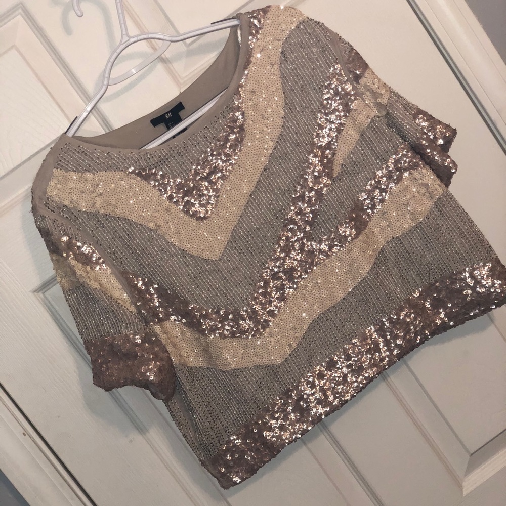 Sequins crop top